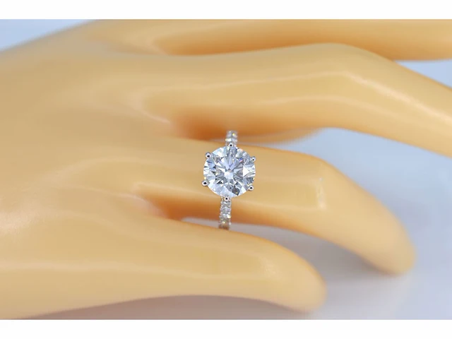 Witgouden ring met een diamant van 3.00 carat - afbeelding 2 van  7