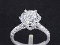 Witgouden ring met een diamant van 4.00 carat - afbeelding 1 van  10