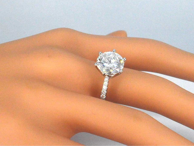 Witgouden ring met een diamant van 5.00 carat - afbeelding 4 van  11