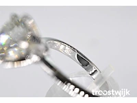 Witgouden ring met een grote briljant geslepen diamant van 4.02 carat - afbeelding 5 van  7