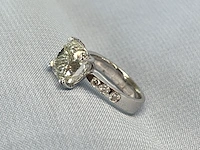 Witgouden ring met een grote natuurlijke diamant van 5.07 carat en natuurlijke briljant geslepen diamanten - afbeelding 5 van  5