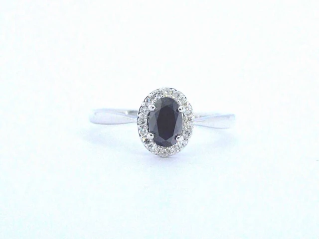 Witgouden ring met een grote zwarte diamant en natuurlijke witte diamanten - afbeelding 1 van  7