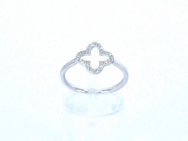 Witgouden ring met een open klaver vier motief gezet met diamanten - afbeelding 5 van  8