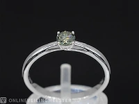 Witgouden ring met groene diamant - afbeelding 1 van  9