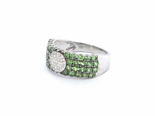 Witgouden ring met natuurlijke diamanten en groene natuurlijke edelstenen - afbeelding 4 van  8