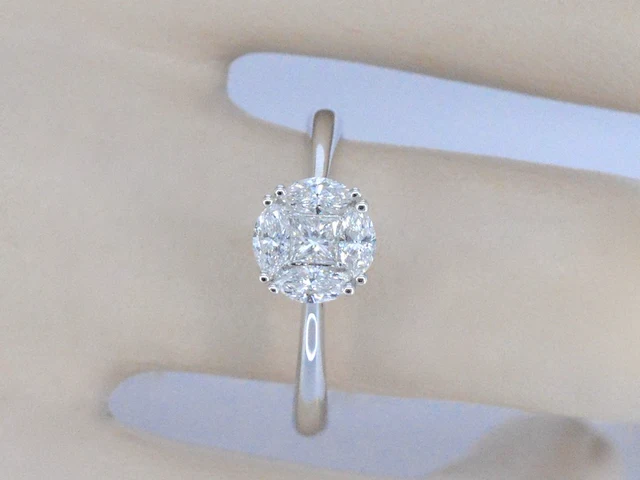 Witgouden ring met prinses en marquise geslepen natuurlijke diamanten - afbeelding 4 van  11