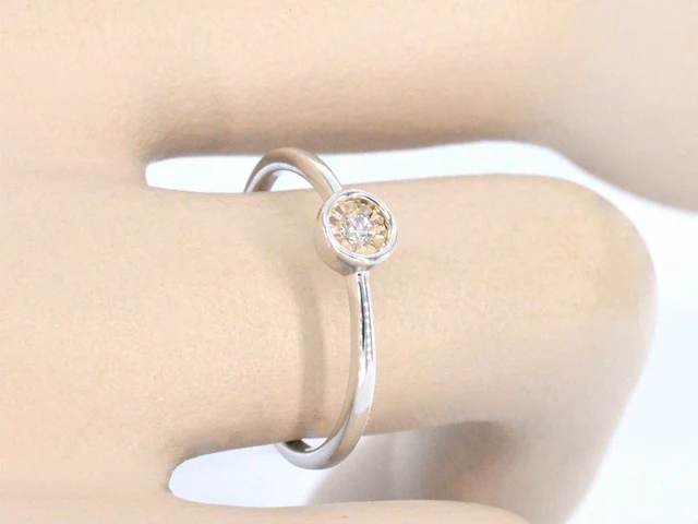 Witgouden ring met roze diamant - afbeelding 2 van  11