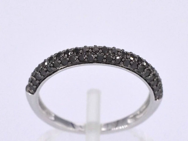 Witgouden ring met zwarte briljanten diamanten - afbeelding 1 van  11