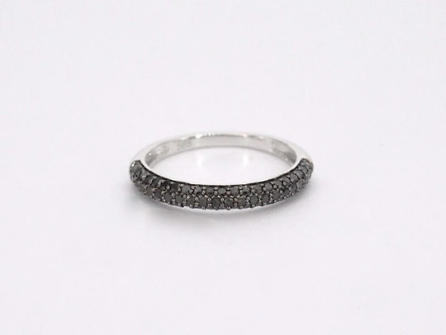 Witgouden ring met zwarte briljanten diamanten - afbeelding 8 van  11