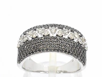 Witgouden ring met zwarte diamanten - afbeelding 1 van  11