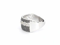 Witgouden ring met zwarte diamanten - afbeelding 7 van  11