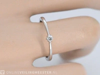 Witgouden ring solitaire met een briljant geslepen diamant - afbeelding 3 van  10