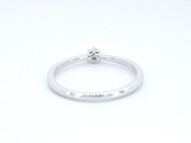 Witgouden ring solitaire met een briljant geslepen diamant - afbeelding 8 van  10