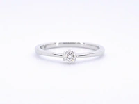 Witgouden ring solitaire met een briljant geslepen diamant - afbeelding 8 van  10
