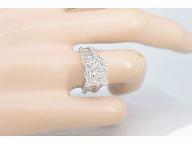 Witgouden ring vol met diamanten 3.00 carat - afbeelding 5 van  8