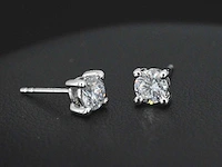 Witgouden solitair oorbellen met briljant geslepen diamanten van 0.67 carat - afbeelding 1 van  8