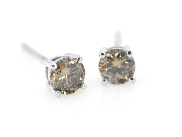 Witgouden solitair oorbellen met cognac diamanten - afbeelding 1 van  8