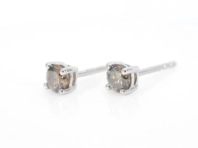Witgouden solitair oorbellen met cognac diamanten - afbeelding 3 van  8