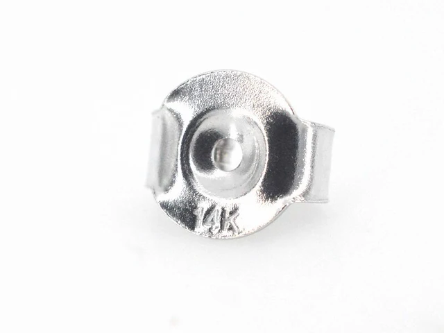 Witgouden solitair oorbellen met cognac diamanten - afbeelding 7 van  9
