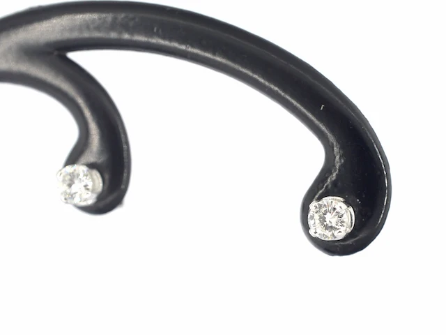 Witgouden solitair oorbellen met diamanten - afbeelding 5 van  11