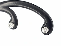 Witgouden solitair oorbellen met diamanten - afbeelding 5 van  11