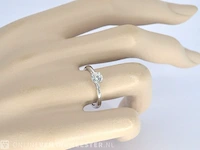 Witgouden solitair ring met 0.51 carat briljant diamant - afbeelding 3 van  9