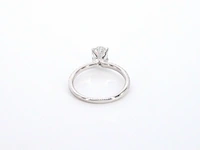 Witgouden solitair ring met 1.00 carat ovaal geslepen diamant en briljant geslepen diamanten - afbeelding 7 van  10