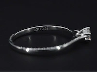 Witgouden solitair ring met een briljant geslepen diamant van 0.24 carat - afbeelding 8 van  9