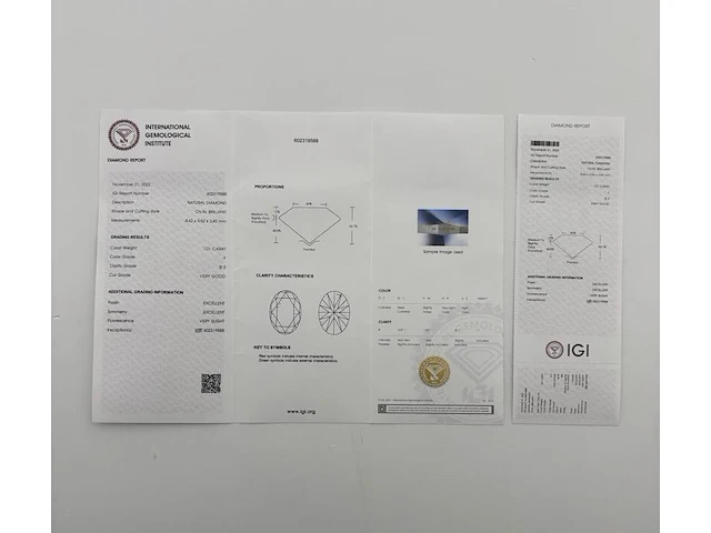 Witgouden solitair ring met ovaal geslepen diamant en briljant diamanten ( igi gecertificeerd ) - afbeelding 10 van  10