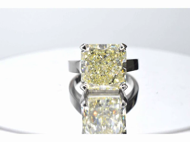 Witgouden solitaire ring met een diamant van 10.03 carat - afbeelding 5 van  8