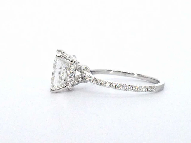 Witgouden solitaire ring met een grote prinses geslepen diamant van 3.00 carat - afbeelding 8 van  9