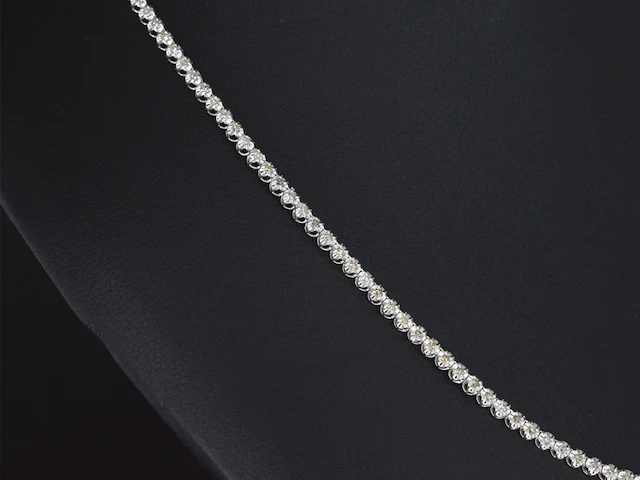 Witgouden tennis collier met diamanten - afbeelding 5 van  7