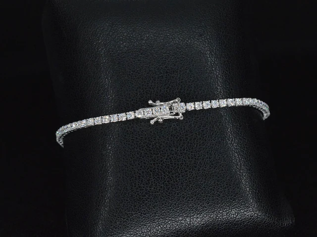 Witgouden tennisarmband met 2.53 carat briljant geslepen diamanten - afbeelding 7 van  9