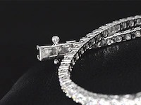 Witgouden tennisarmband met 2.53 carat briljant geslepen diamanten - afbeelding 9 van  9