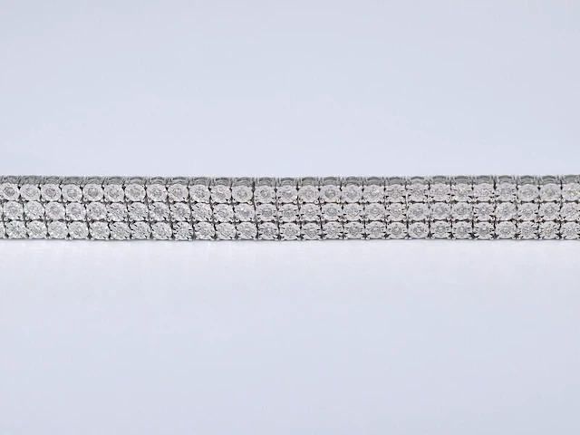 Witgouden tennisarmband met 3 rijen diamanten 2.25 carat - afbeelding 3 van  8