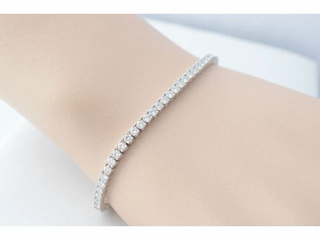 Witgouden tennisarmband met 4.00 carat diamanten - afbeelding 2 van  6