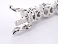 Witgouden tennisarmband met 5.00 carat diamanten set 1 - afbeelding 6 van  7