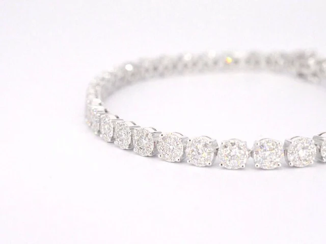 Witgouden tennisarmband met 5.00 carat diamanten set 1 - afbeelding 7 van  7