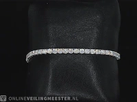 Witgouden tennisarmband met 6.07 carat briljant geslepen diamanten - afbeelding 8 van  11