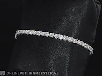 Witgouden tennisarmband met 6.07 carat briljant geslepen diamanten - afbeelding 10 van  11