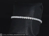 Witgouden tennisarmband met 7.16 carat briljant geslepen diamanten - afbeelding 4 van  9