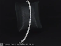 Witgouden tennisarmband met 7.16 carat briljant geslepen diamanten - afbeelding 7 van  9