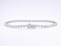 Witgouden tennisarmband met baguette geslepen diamanten 2.40 carat - afbeelding 3 van  8