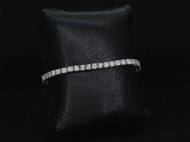 Witgouden tennisarmband met diamanten 1.00 carat - afbeelding 4 van  6