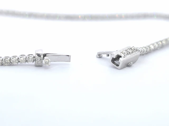 Witgouden tennisarmband met diamanten 1.00 carat - afbeelding 4 van  9