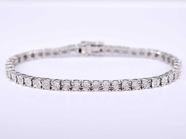 Witgouden tennisarmband met diamanten 1.20 carat - afbeelding 1 van  8