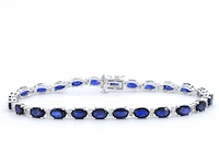 Witgouden tennisarmband met diamanten en saffier - afbeelding 1 van  9