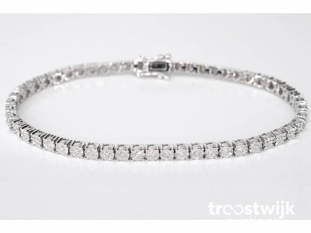 Witgouden tennisarmband met diamanten - afbeelding 1 van  6