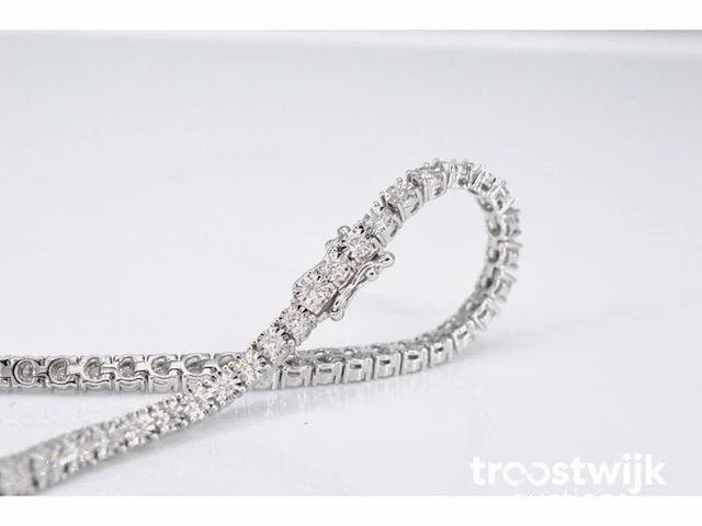 Witgouden tennisarmband met diamanten - afbeelding 4 van  6