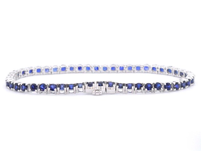 Witgouden tennisarmband met saffieren - afbeelding 4 van  10